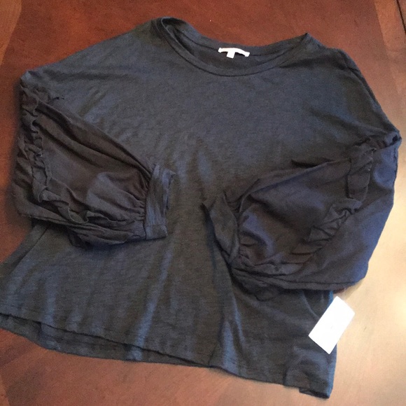 Gibson Latimer Top - Picture 2 of 6